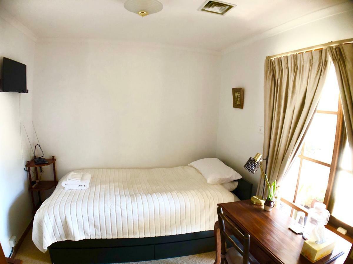 Melbourne Garden Bed And Breakfast Melton 외부 사진